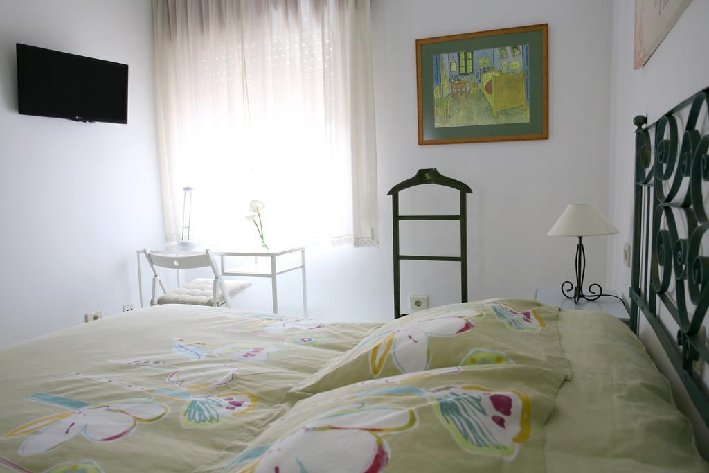 Habitaciones Castelao 오그로브 외부 사진