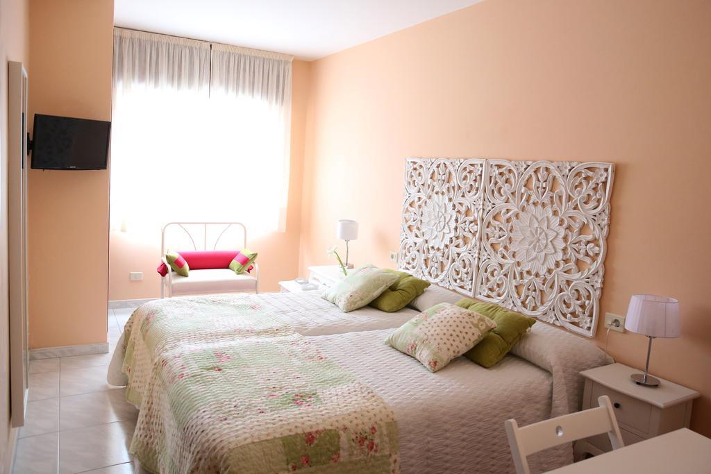 Habitaciones Castelao 오그로브 외부 사진